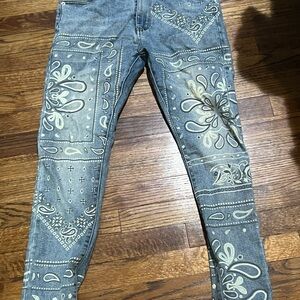Men's Skinny Jeans with Paisley Print